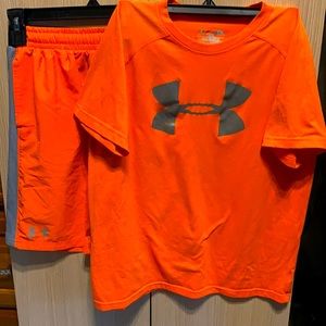 Under Armour T-shirt & Shorts Set